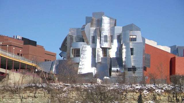 10p-pkg-fmn-weisman-art-museum-wcco778u.jpg