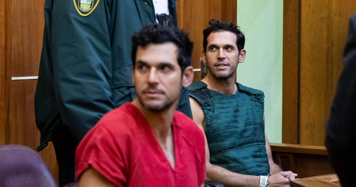 Defense claims accuser’s text undermines rape allegations against Alexander Brothers Defense claims accuser’s text undermines rape allegations against Alexander Brothers