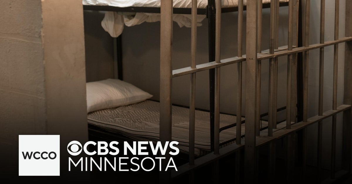Man who dismembered 2 girlfriends sentenced to 40 years in prison - CBS ...