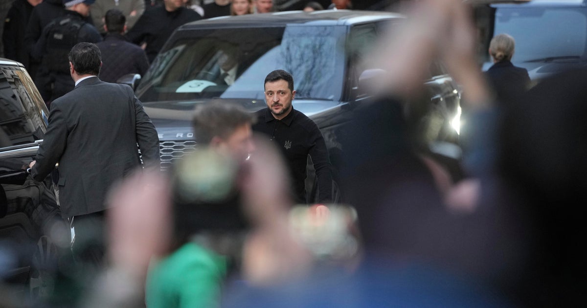 Çoğu Avrupalı lider Zelenskyy'yi Londra'da kriz görüşmelerine katılırken geri döndü