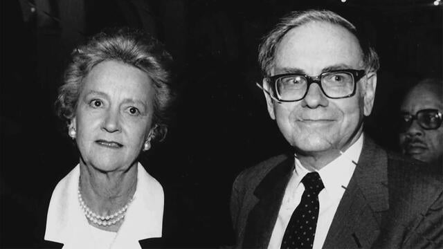 katharine-graham-warren-buffett-1920.jpg 