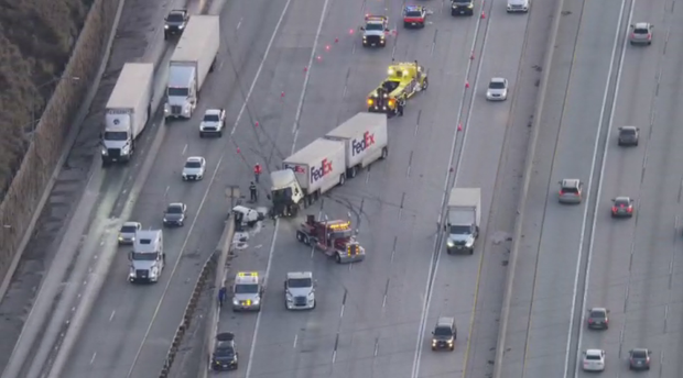 fedex-10-freeway-crash.png