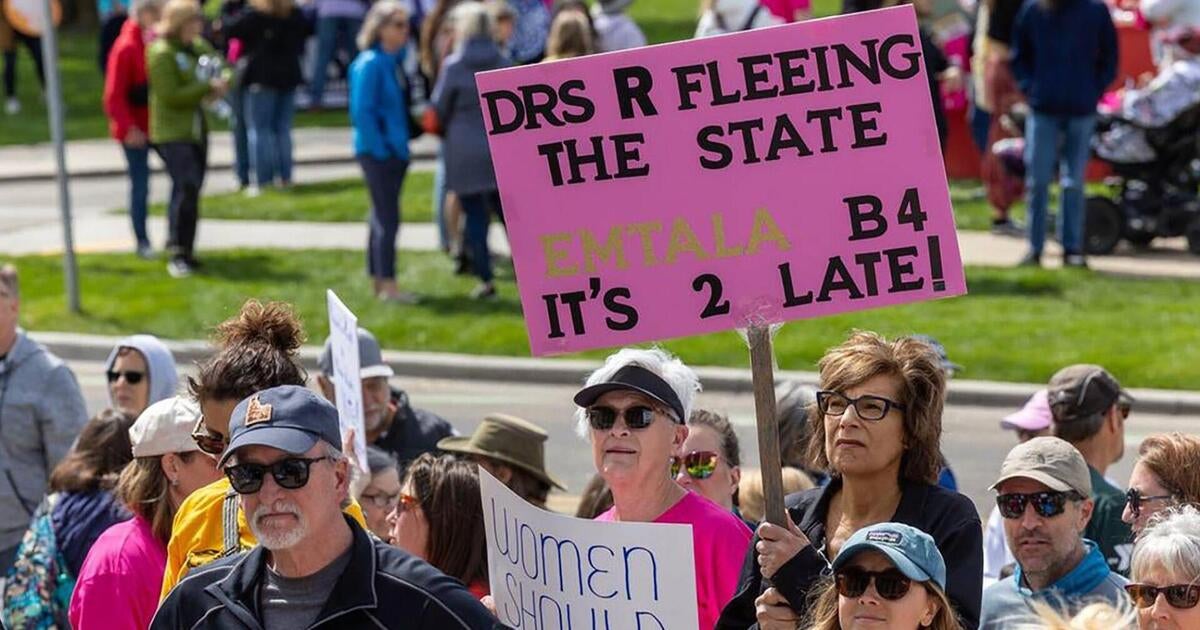 DOJ moves to drop lawsuit against Idaho over strict abortion ban