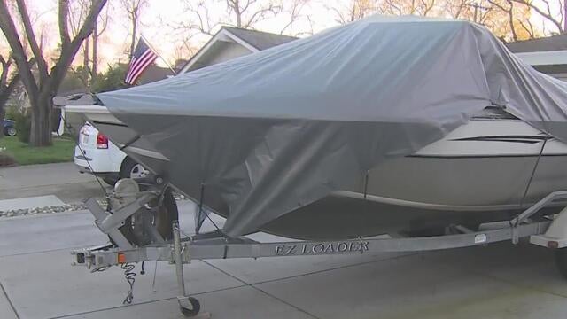 sacramento-boat-in-driveway.jpg 