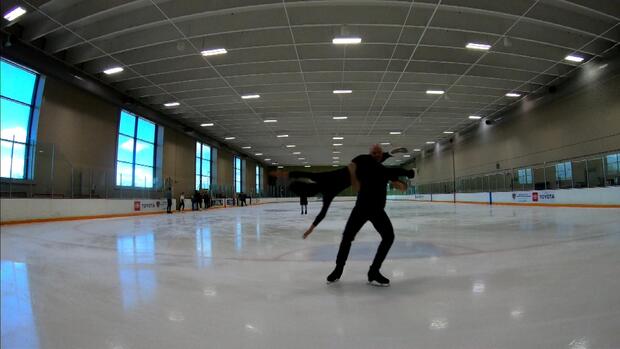 figure-skating2.jpg 