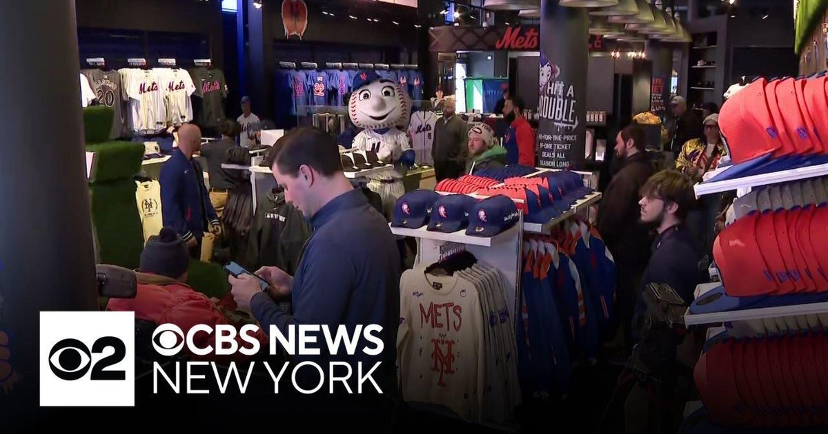 Mets House NYC hosts first ever pop-up in Union Square - CBS New York