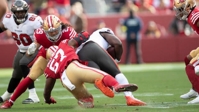 San Francisco 49ers safety Talanoa Hufanga 