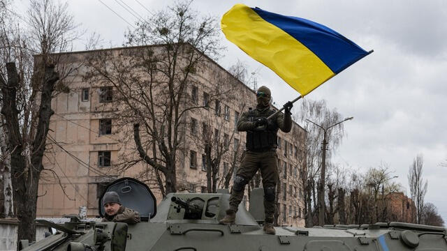 cbsn-fusion-ukraine-is-willing-to-accept-a-30-day-ceasefire-with-russia-us-officials-say-thumbnail-3599050-640x360.jpg 