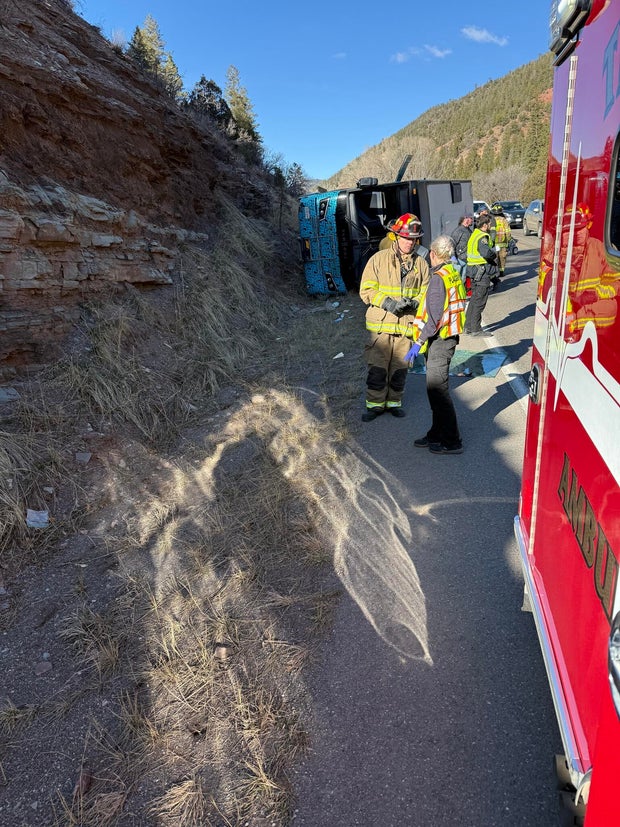 colorado-bustang-rollover-crash-2.jpg 