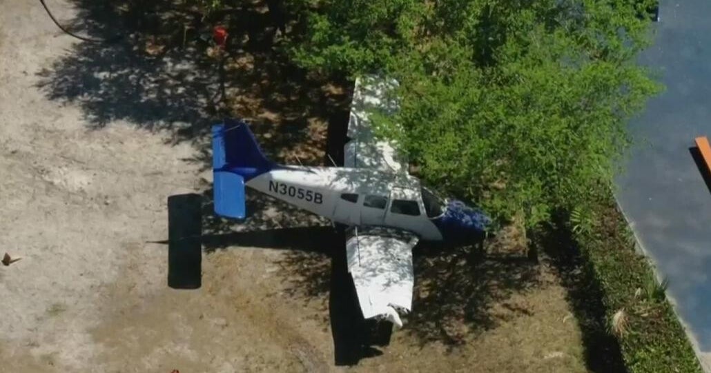 Air traffic control tapes show pilot who made emergency landing in Miramar was calm, confident Air traffic control tapes show pilot who made emergency landing in Miramar was calm, confident