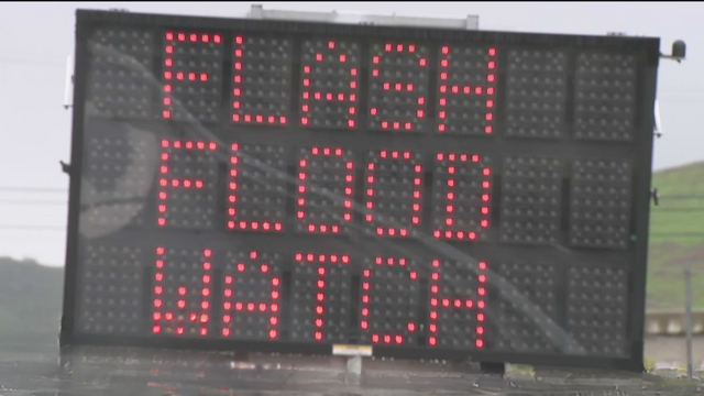 flash-flood-watch-sign-orange-county.png 