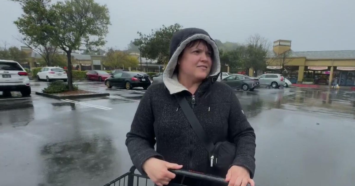 North Bay residents do their best to stay dry during the storm - CBS ...