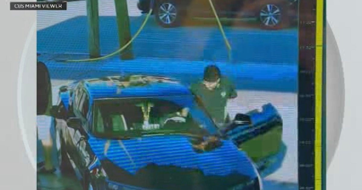 Video shows moment when thief steals man’s car while filling up at Miami Gardens gas station Video shows moment when thief steals man’s car while filling up at Miami Gardens gas station