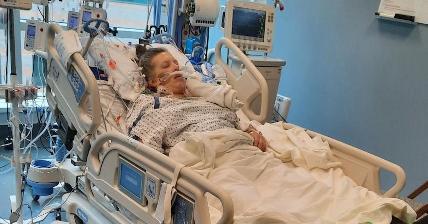 A moms sudden pain was a deadly heart condition An ultrasound on an iPhone helped save her life  CBS News A moms sudden pain was a deadly heart condition An ultrasound on an iPhone helped save her life  CBS News