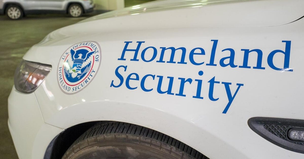 More than half a million Latin American, Haitian migrants given deadline to self deport More than half a million Latin American, Haitian migrants given deadline to self deport