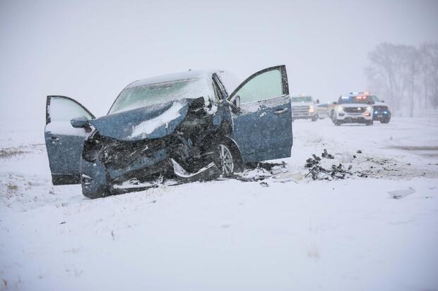 car crash marengo illinois