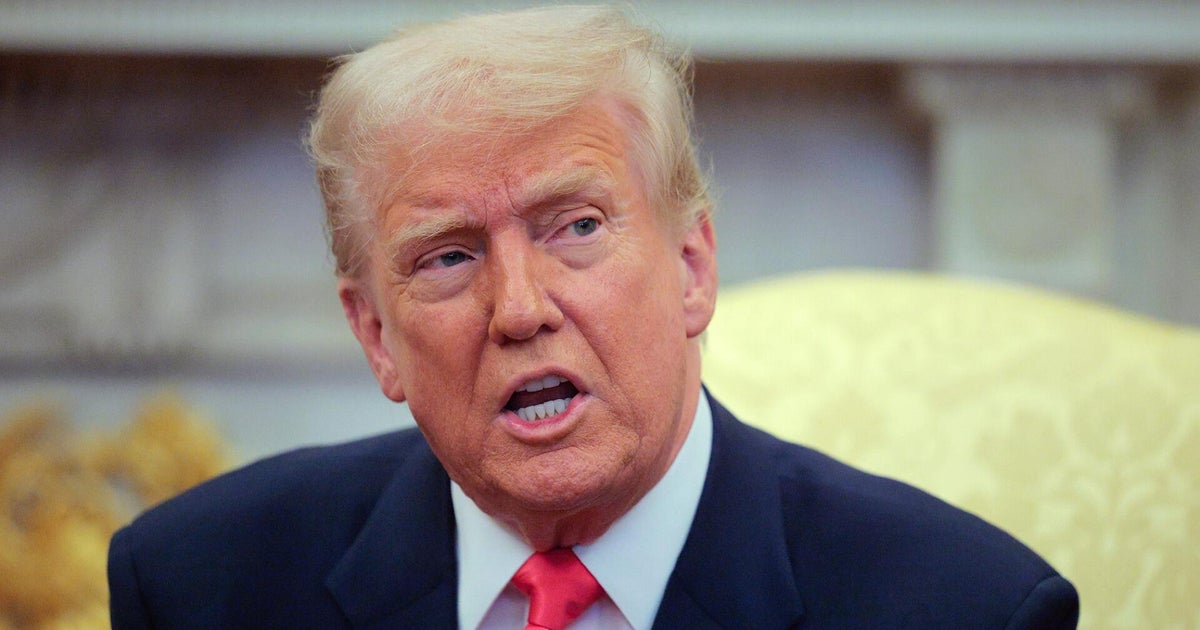 Trump shows optimism before Putin call; Administration defies court order, deports Venezuelans