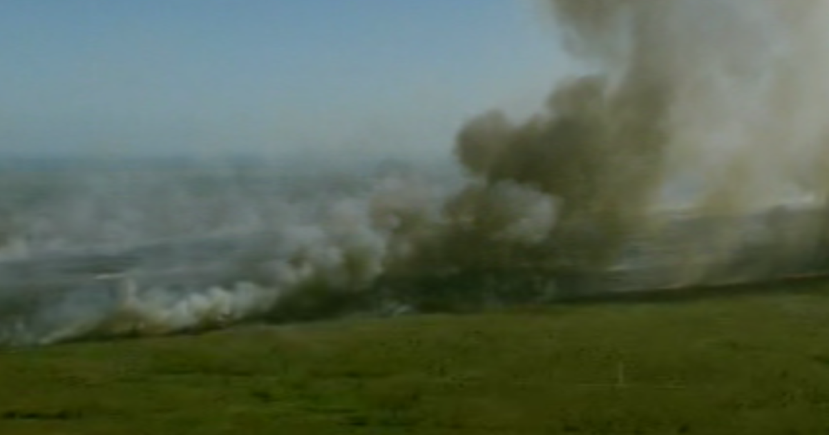 Brush fire shuts down all road access to Florida Keys Brush fire shuts down all road access to Florida Keys