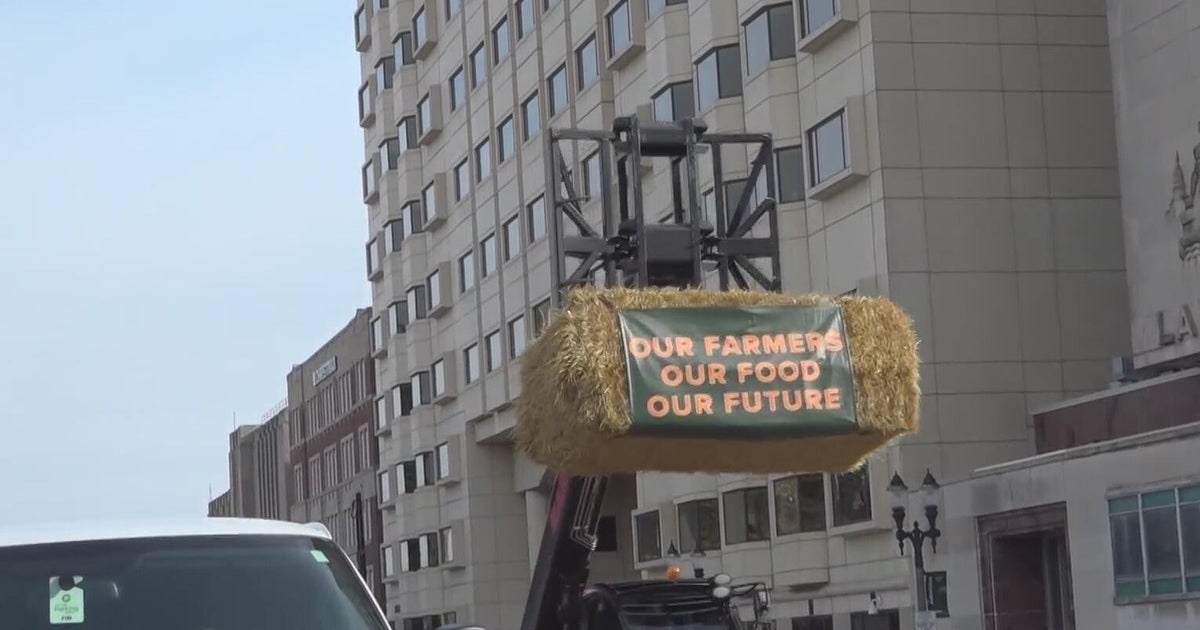 Michigan Farmers Rally Against Agriculture Regulations, Urge Change