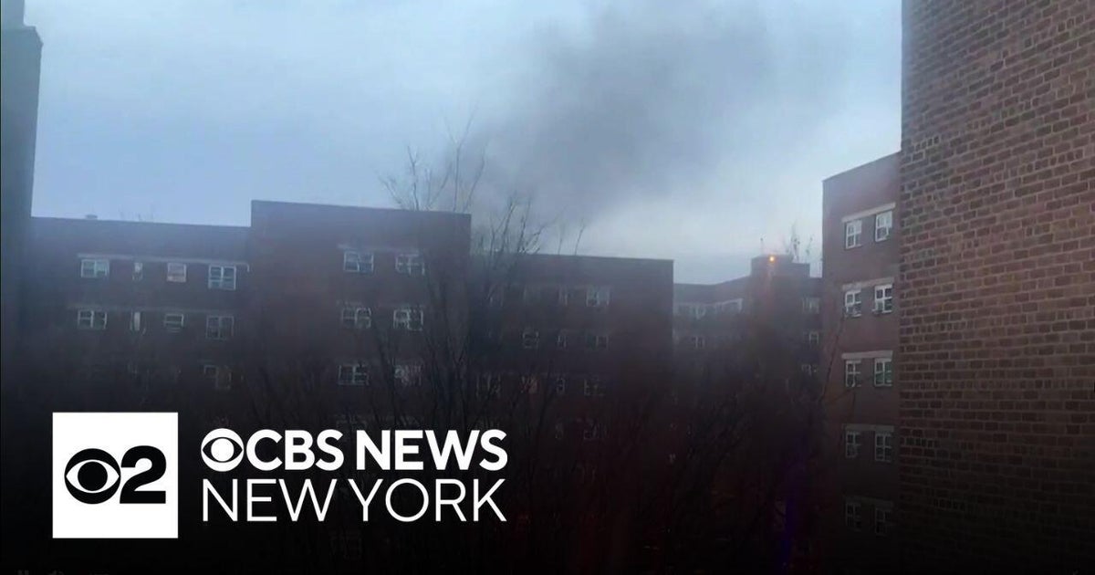 13 injured in Brooklyn fire - CBS New York