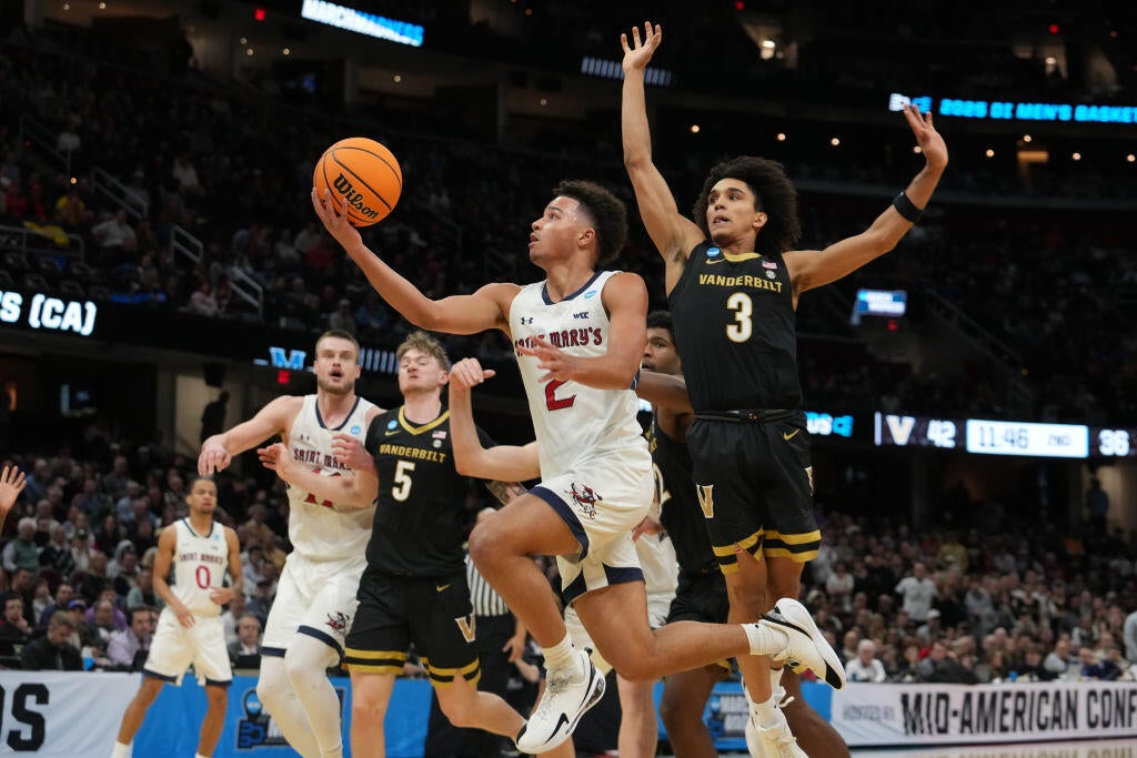 Saint Mary’s v Vanderbilt 