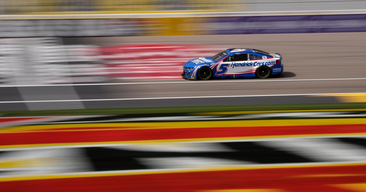 Kyle Larson, trying to avoid another disappointing weekend at Homestead, misses out on sweep Kyle Larson, trying to avoid another disappointing weekend at Homestead, misses out on sweep