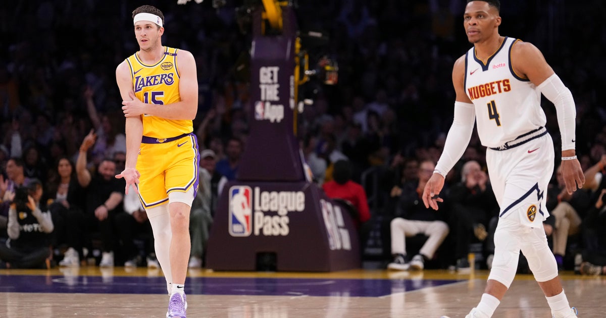 Luka Doncic scores 31 after a big 1st quarter, and the Lakers rout the ...