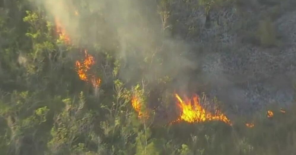 Sprawling Miami-Dade brush fire mostly contained Sprawling Miami-Dade brush fire mostly contained