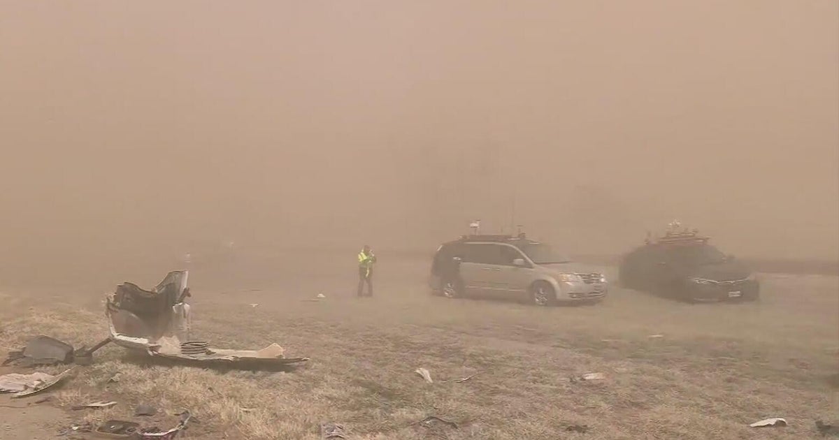 "Hero" Colorado deputy helps save lives during Texas dust storm pileup ...