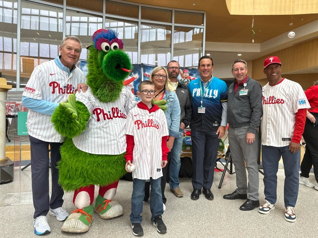 Patient to throw out first pitch at Phillies home opener 