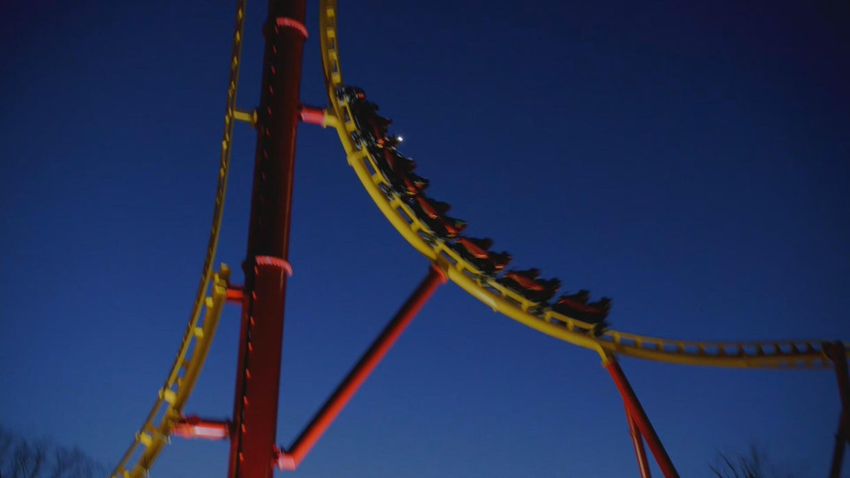 flash-coaster-vertical-velocity-six-flags.jpg 