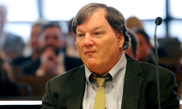 Ожидается, что подозреваемый в серийном убийце из Гилго-Бич Рекс Хойерманн изменит свое признание вины в среду. Ожидается, что подозреваемый в серийном убийце из Гилго-Бич Рекс Хойерманн изменит свое признание вины в среду.