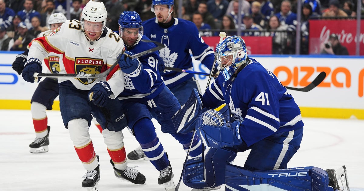 Maple Leafs beat Panthers 3-2 in Atlantic Division showdown Maple Leafs beat Panthers 3-2 in Atlantic Division showdown