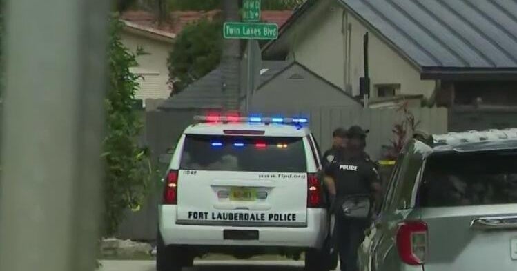 1 dead, 2 critically injured in Fort Lauderdale triple shooting, police say