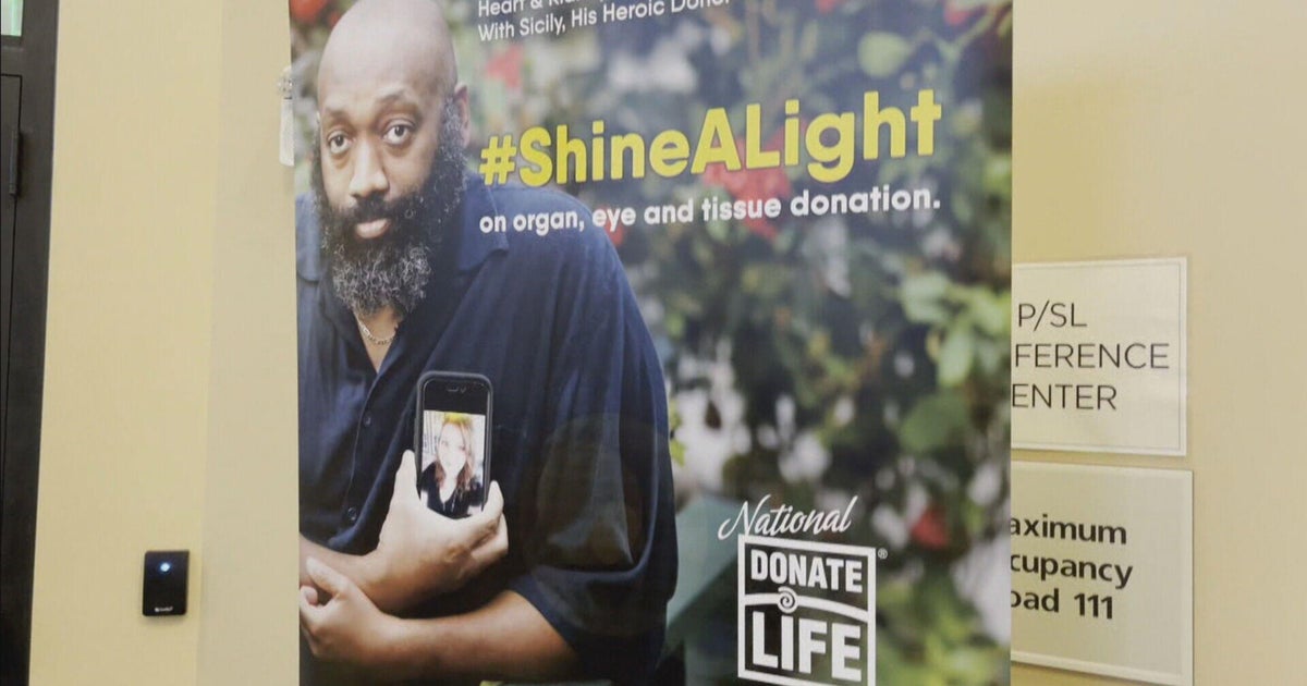 Raise a flag, shine a light to support organ, eye & tissue donation Raise a flag, shine a light to support organ, eye & tissue donation