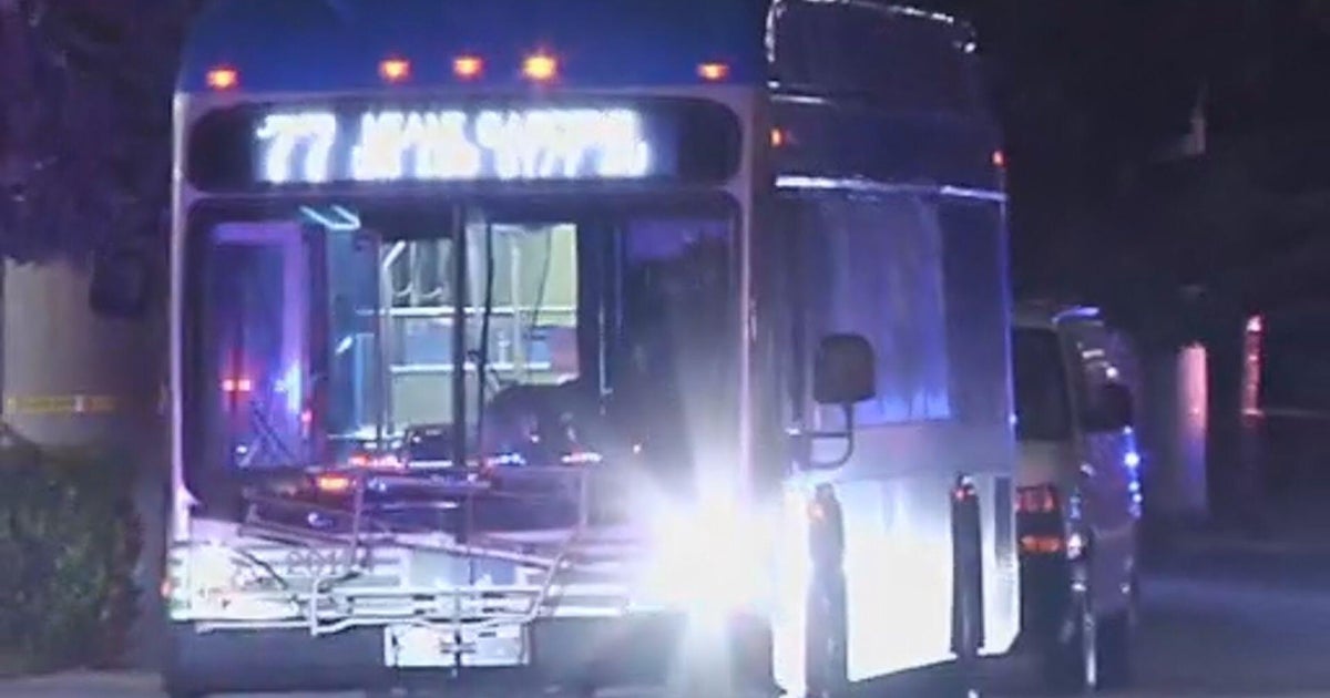 Bus driver who shot and killed 2 passengers during argument in Miami Gardens resigns, MDT says Bus driver who shot and killed 2 passengers during argument in Miami Gardens resigns, MDT says