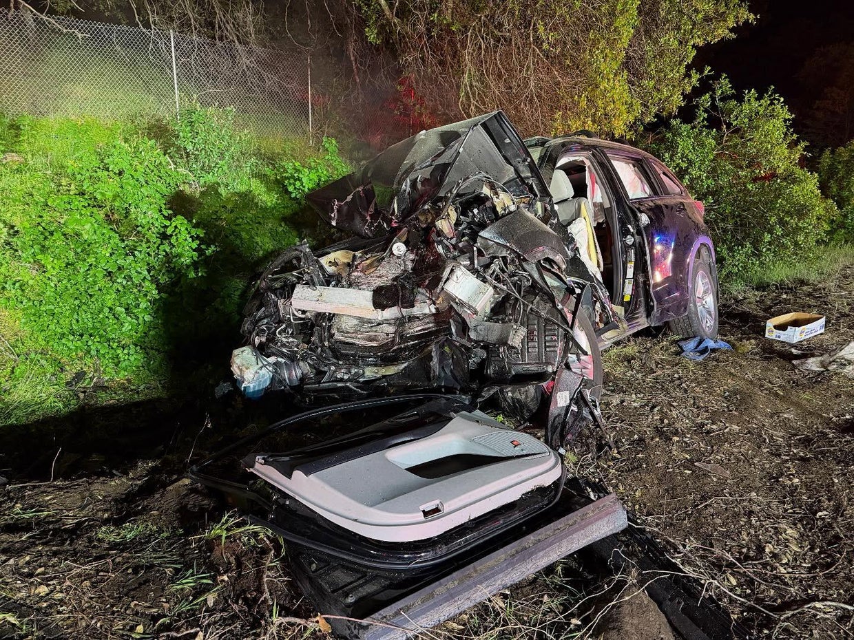 Crash near Fairfield's Rockville Hills Park sends 1 person to hospital ...