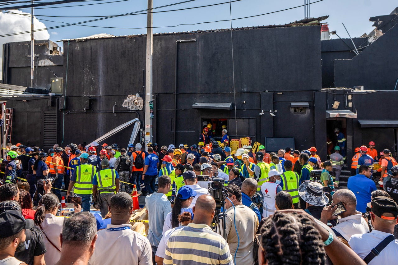 Jet Set nightclub roof collapse in Santo Domingo, Dominican Republic, kills more than 100 - CBS News