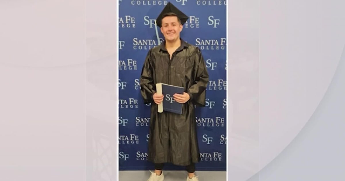 UF student deported to Colombia after ICE detention sparks campus protest UF student deported to Colombia after ICE detention sparks campus protest
