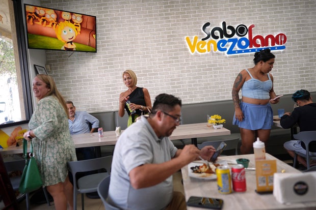 Immigration Temporary Status Venezuelans Photo Essay 
