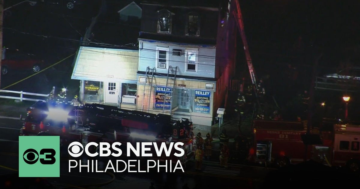1 person dead after fire on North Black Horse Pike in Gloucester ...