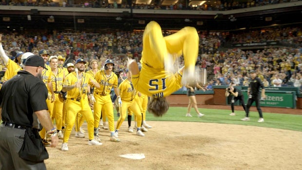 Banana Ball players 
