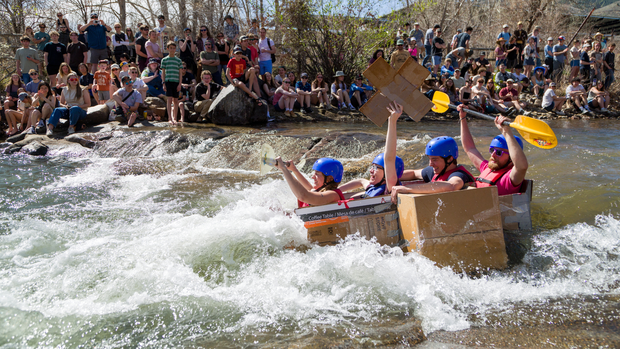 cardboard-boat-races-school-of-mines4.png 