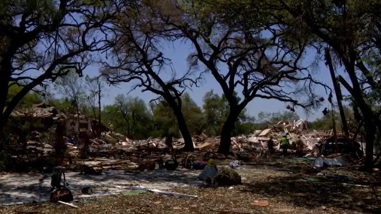 austin-fd-explosion.jpg 