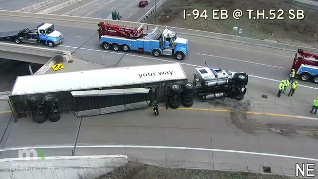 inx-semi-rollover-041525.jpg 