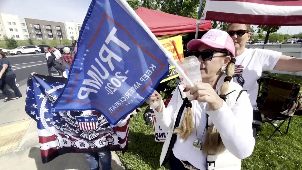 trump-signage-at-bernie-folsom-rally.jpg 