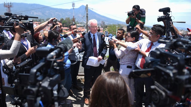 Sen. Van Hollen denied meeting in El Salvador with Kilmar Abrego Garcia, man mistakenly deported from U.S.