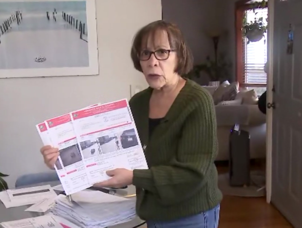 koorey-with-chicago-tickets.png 