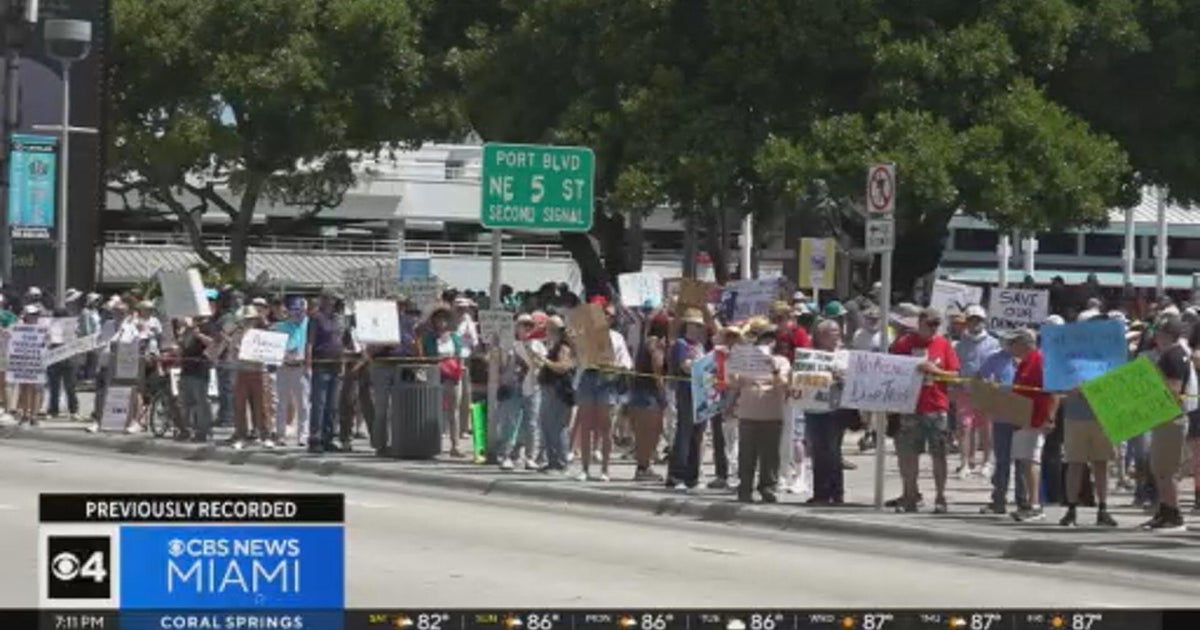 Demonstrators protest Trump at Miami’s Torch of Friendship to speak out against administration’s actions Demonstrators protest Trump at Miami’s Torch of Friendship to speak out against administration’s actions