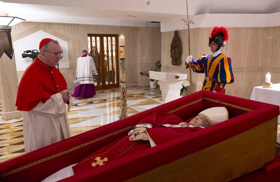 Pope-Francis-Coffin-Santa-Marta-Cu.jpg